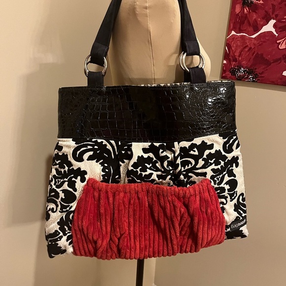 Bagdaddy Handbag in black, off white & red - Picture 3 of 4